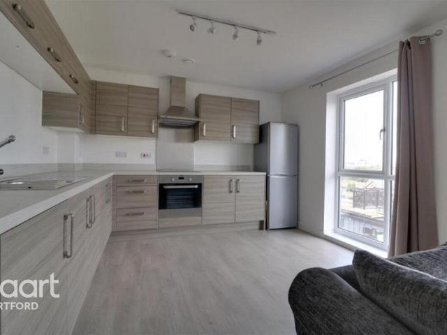 Flat for sale in Belvedere, Greater London