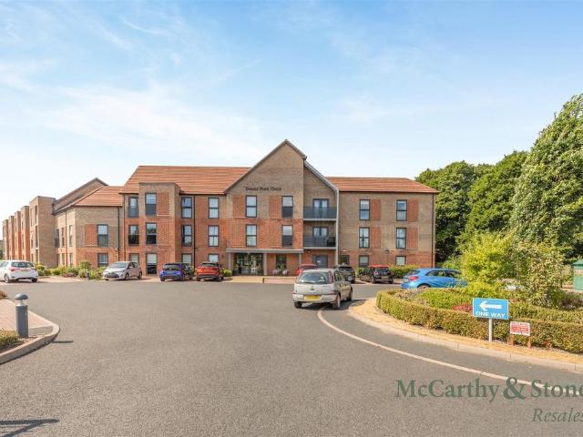 Flat for sale in Baswich, Staffordshire