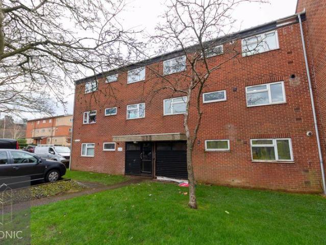 Flat for sale in Mile Cross, Norwich