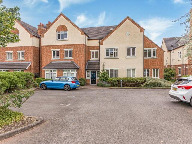 Flat for sale in Mere Green, Birmingham