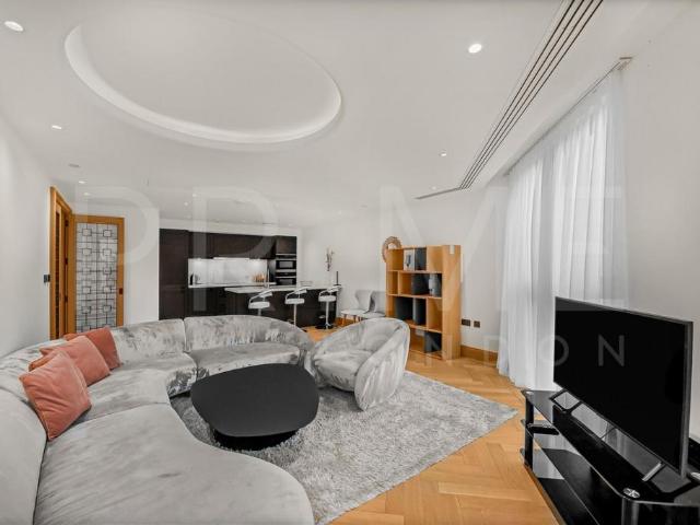 Flat for sale in Greater London