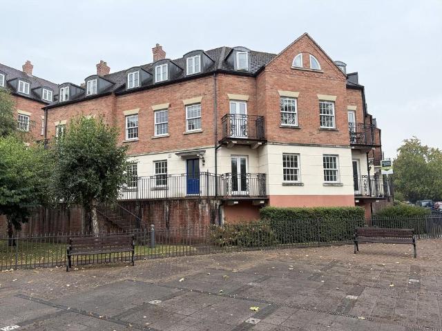 Flat for sale in Greenfields, Frankwell