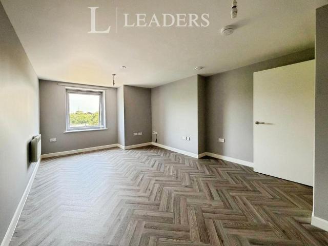 Flat for sale in Portsea, City Of Portsmouth