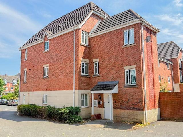 Flat for sale in Gravelly Hill, West Midlands