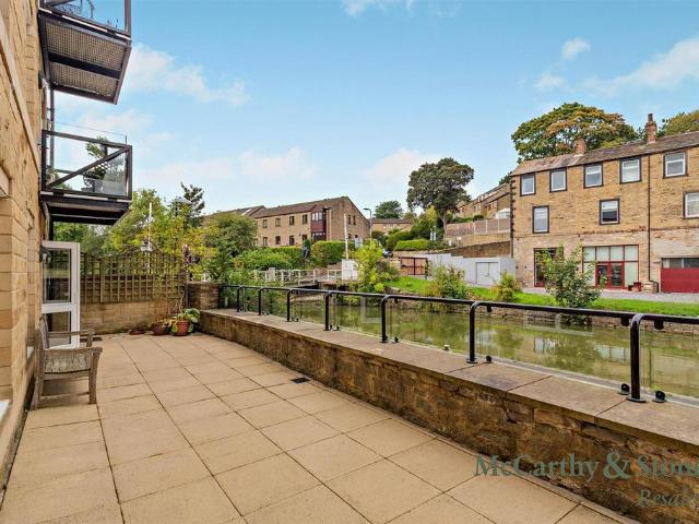 Flat for sale in Mill Fields, Skipton