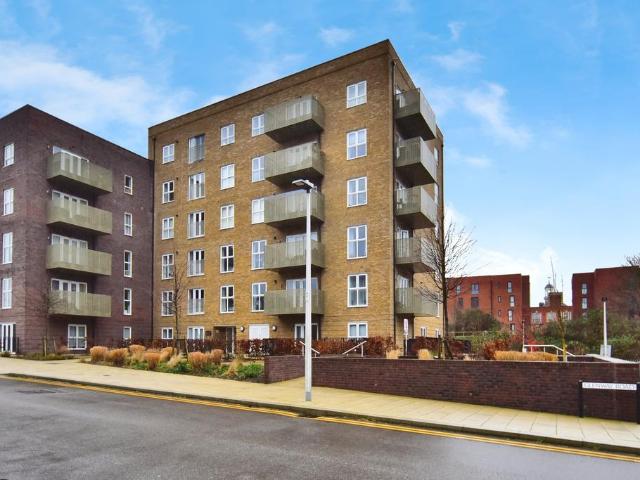 Flat for sale in Troy Town, Rochester