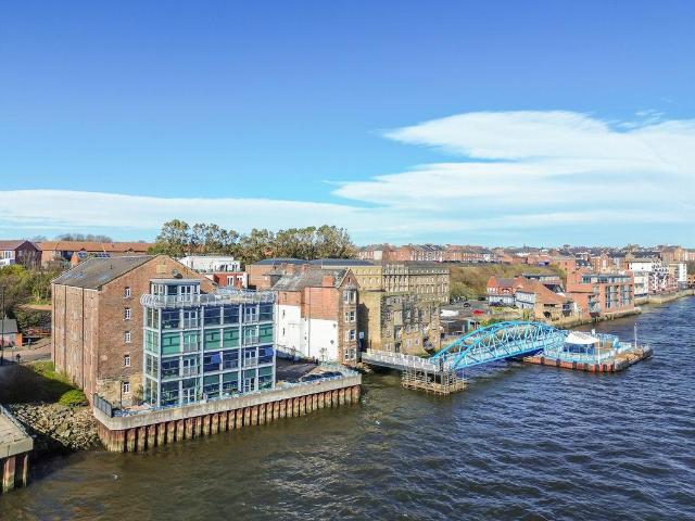 Flat for sale in Chirton, North Shields