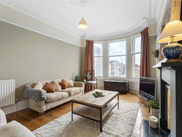 Flat for sale in Silvermills, New Town