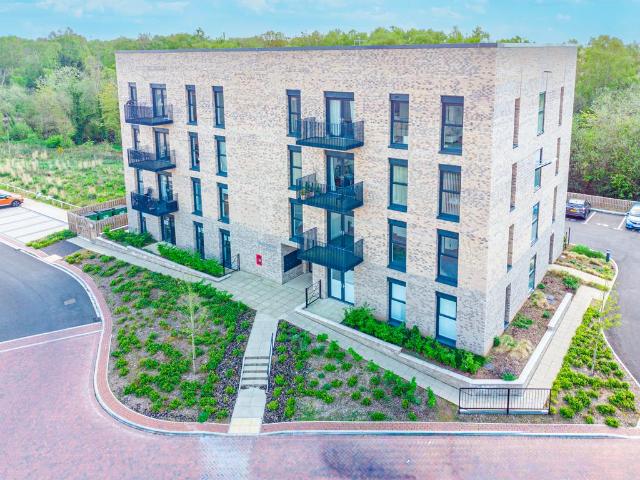 Flat for sale in Selby
