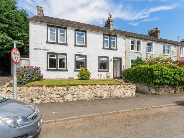 Flat for sale in Millikenpark, Kilbarchan
