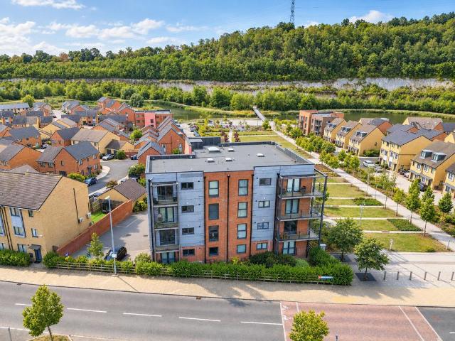 Flat for sale in Castle Hill, Monks Orchard