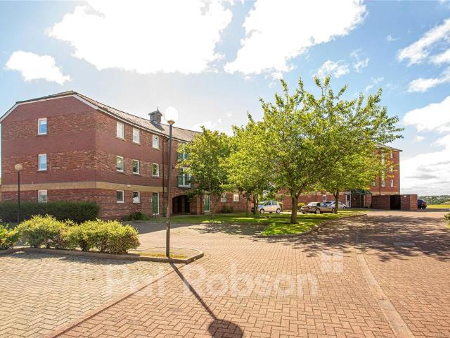 Flat for sale in Tynemouth, North Tyneside