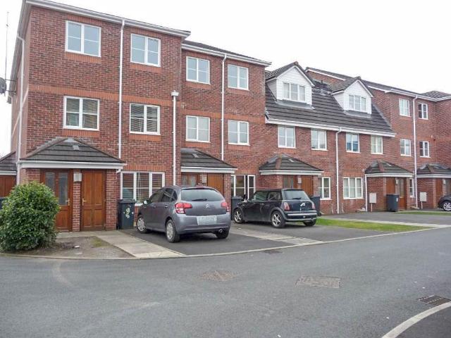 Flat for sale in Lowton Heath, Wigan