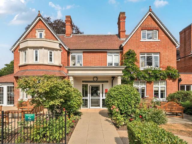 Flat for sale in Chislehurst, Greater London
