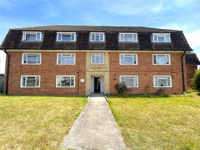 Flat for sale in Wells, Somerset