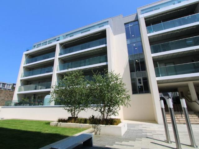 Flat for sale in St Helier, Greater London