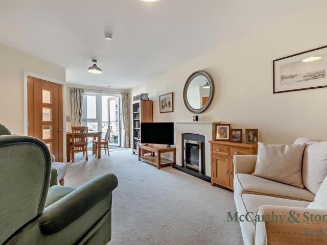 Flat for sale in Priddy's Hard, Middlecroft