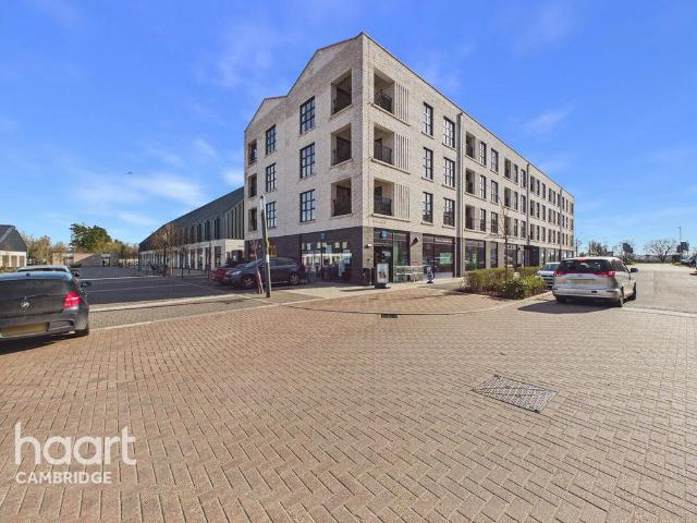 Flat for sale in Arrington, Cambridgeshire