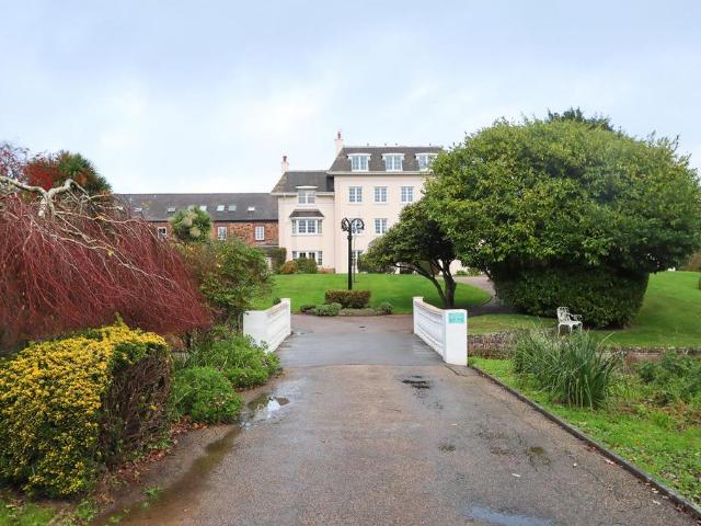 Flat for sale in Isle Of Man