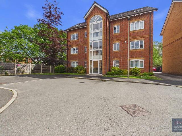 Flat for sale in Wigan, Isle Of Man