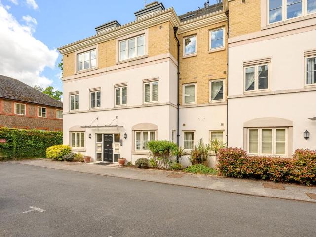 Flat for sale in High Field, York