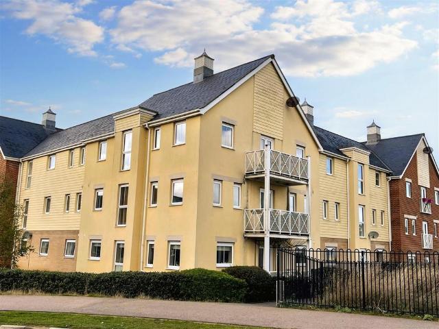 Flat for sale in Burgh St Peter, Norfolk
