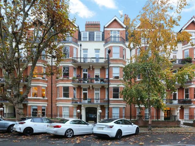 Flat for sale in Kensal Town, Maida Vale