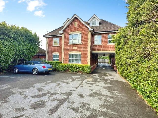 Flat for sale in Winnersh