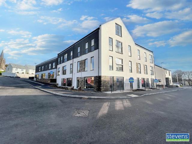Flat for sale in Weir Quay, Devon