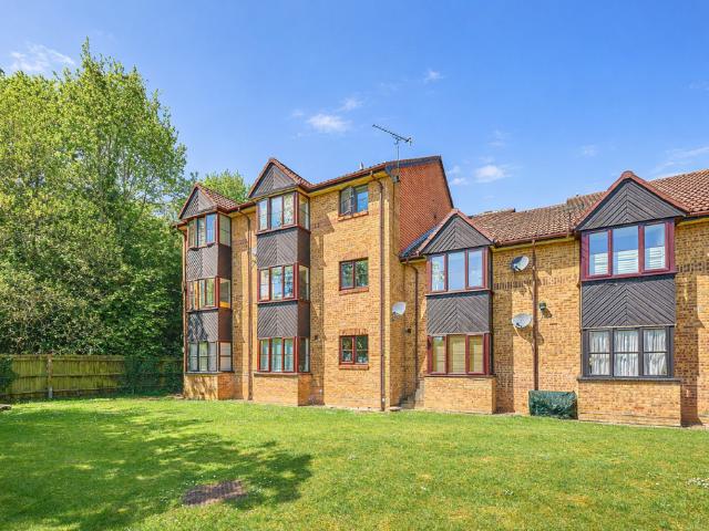 Flat for sale in Jersey Farm, Five Acres