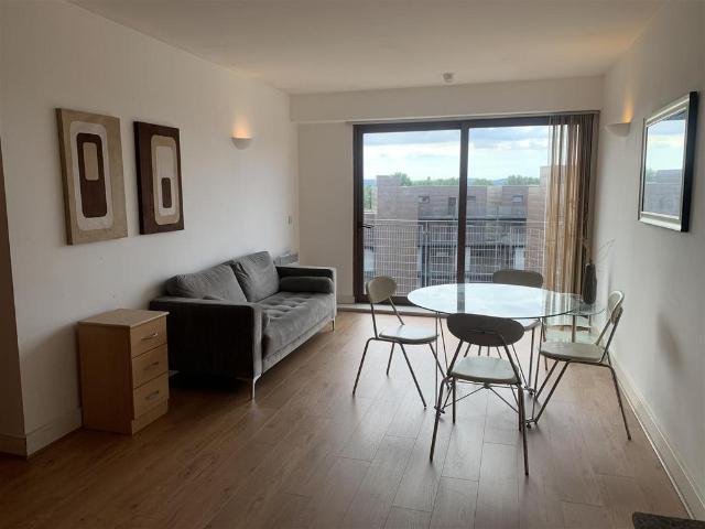 Flat for sale in Georgia, Greater Manchester