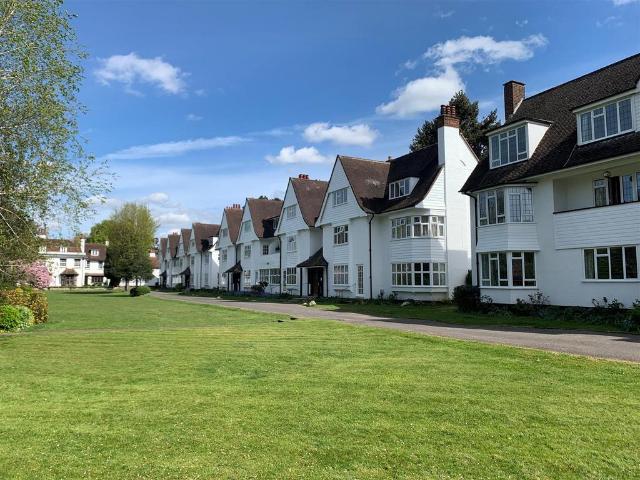 Flat for sale in Blackhills, Surrey