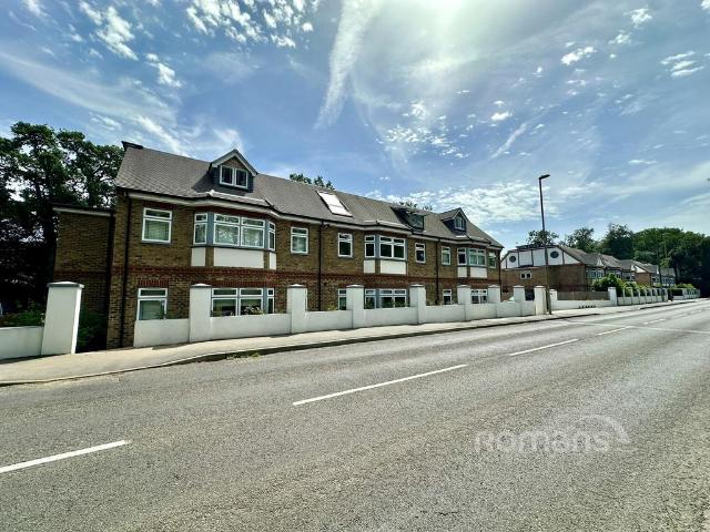 Flat for sale in Fleet, Hart