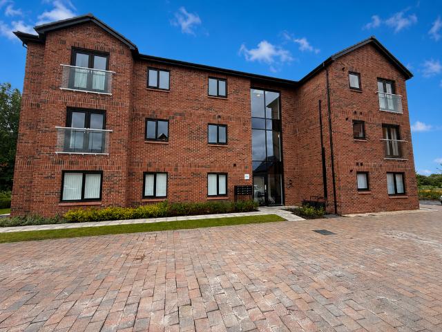 Flat for sale in Greenheys, Greater Manchester