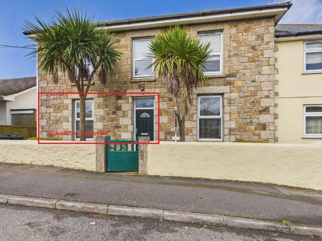 Flat for sale in Hayle, Cornwall