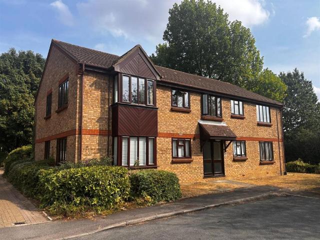 Flat for sale in Welwyn Garden City, Welwyn Hatfield