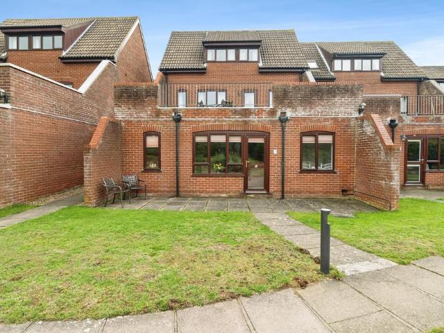 Flat for sale in Comers, Norfolk