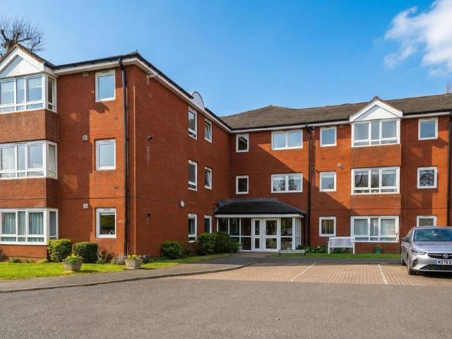 Flat for sale in Elmdon, West Midlands