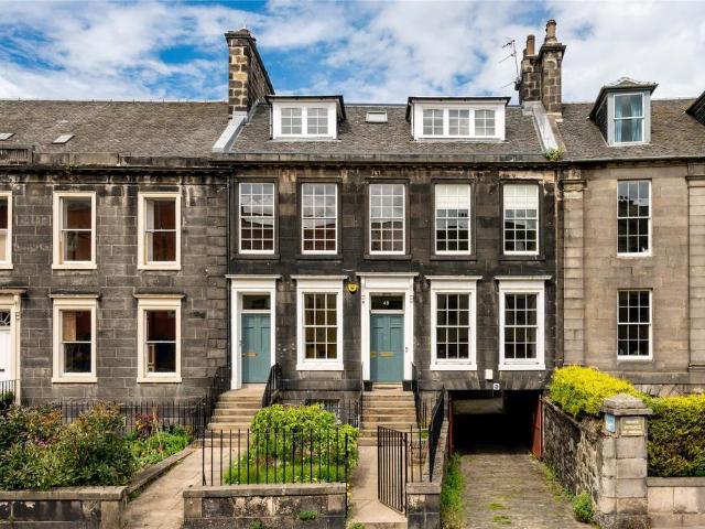 Flat for sale in Leith Links, Scotland