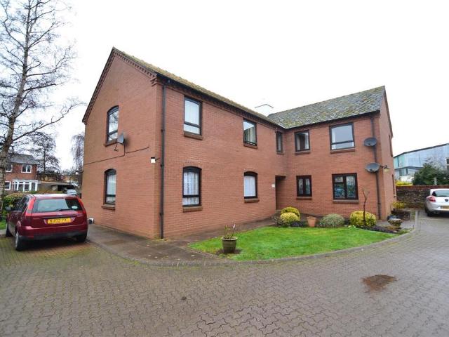 Flat for sale in Sandpits