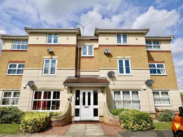 Flat for sale in Hull, City Of Kingston Upon Hull