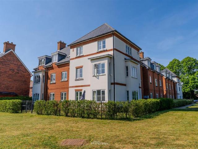 Flat for sale in St Johns, Wimborne