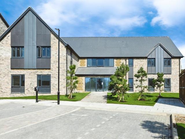 Flat for sale in Hunstanton, Brookville