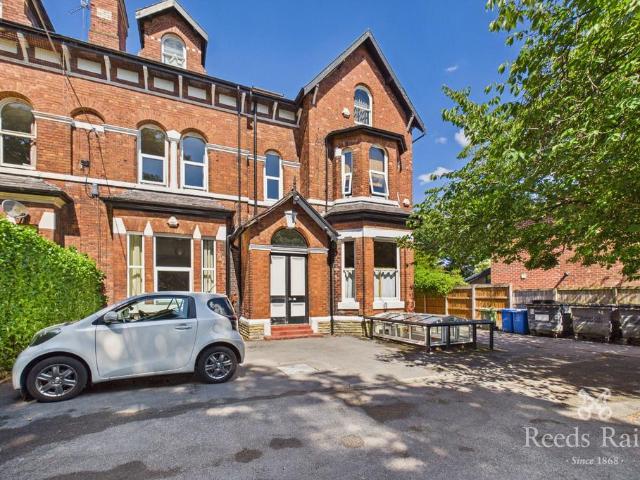 Flat for sale in Trafford Park, Greater Manchester
