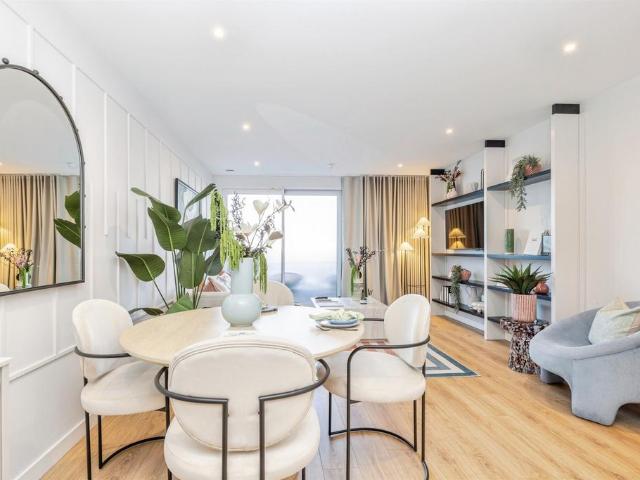 Flat for sale in North Watford