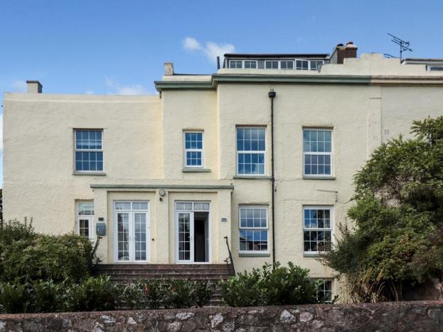 Flat for sale in Withycombe, Budlake