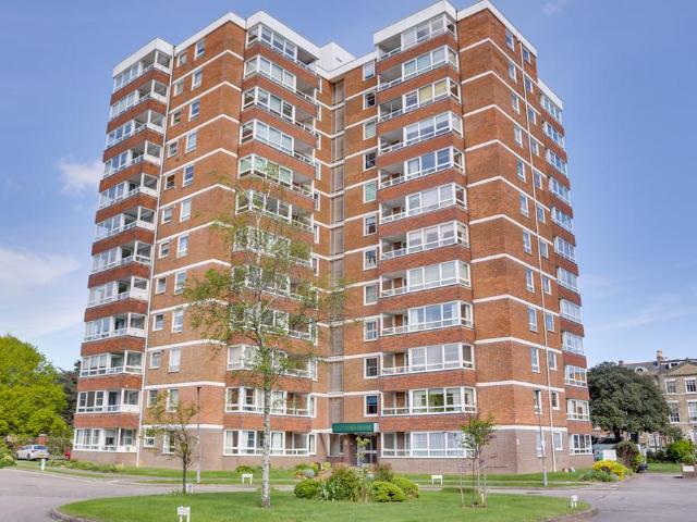 Flat for sale in Old Portsmouth, City Of Portsmouth