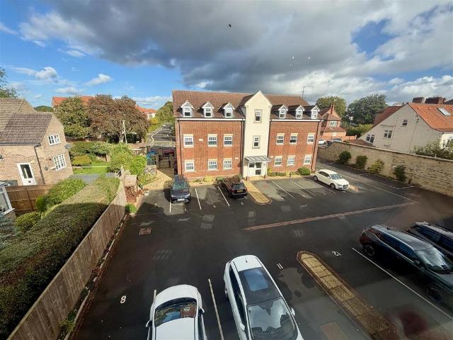 Flat for sale in Pierremont, Darlington