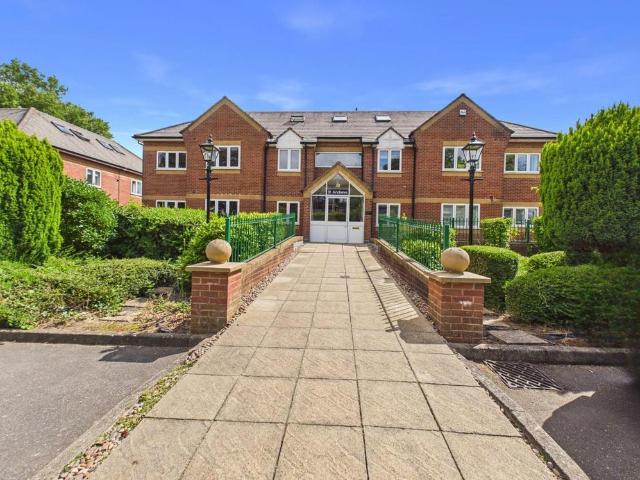 Flat for sale in Old Wharf, City Of Leicester