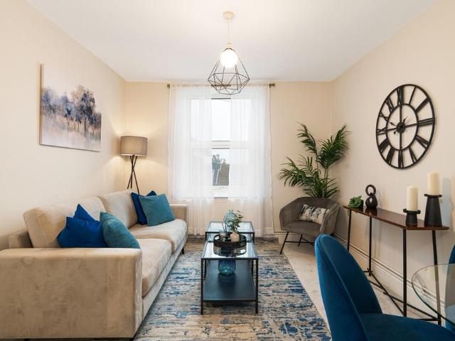 Flat for sale in Queen's Park, Brighton & Hove